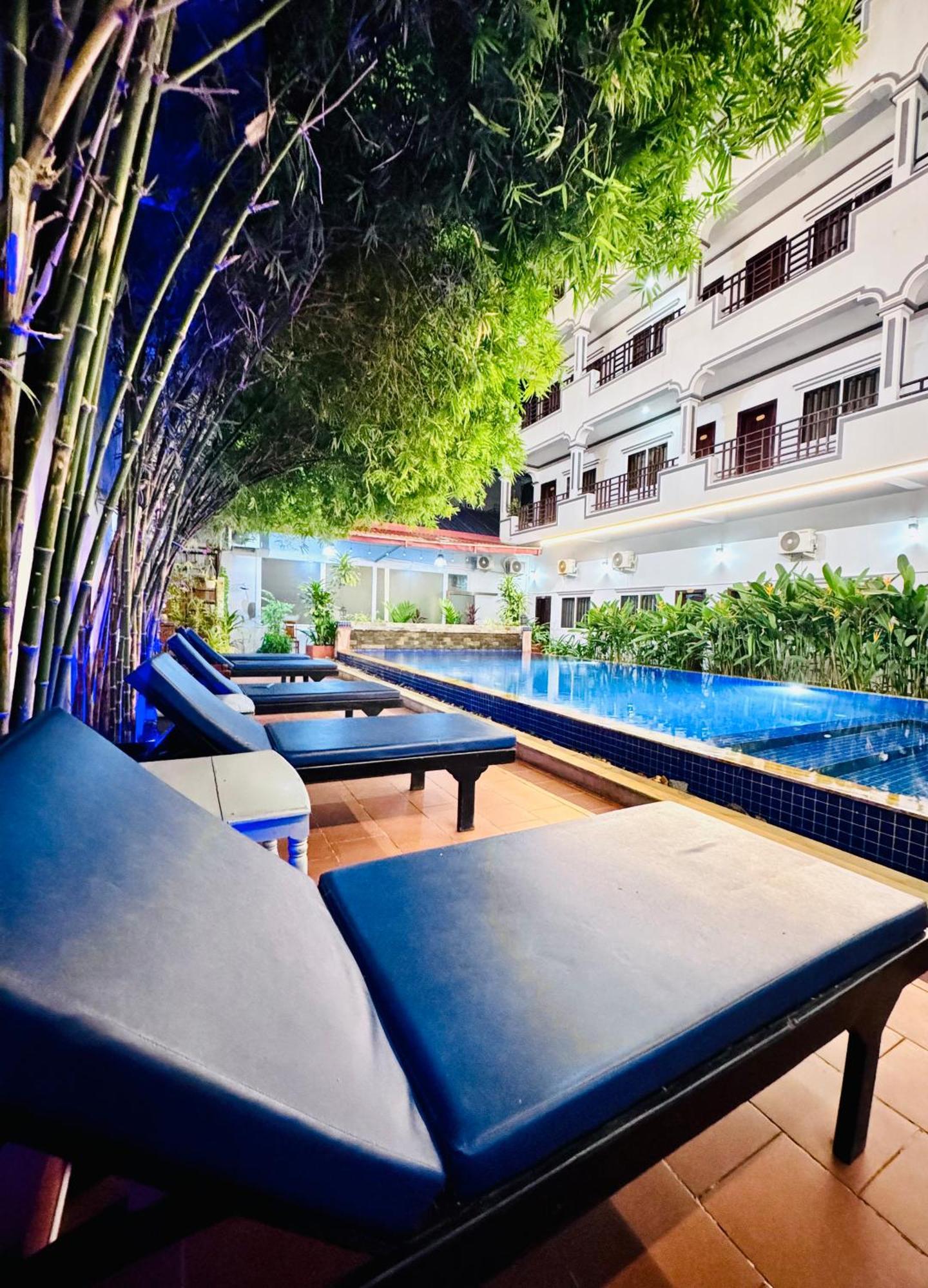 Golden Bakong Boutique Hotel Siem Reap Exterior photo